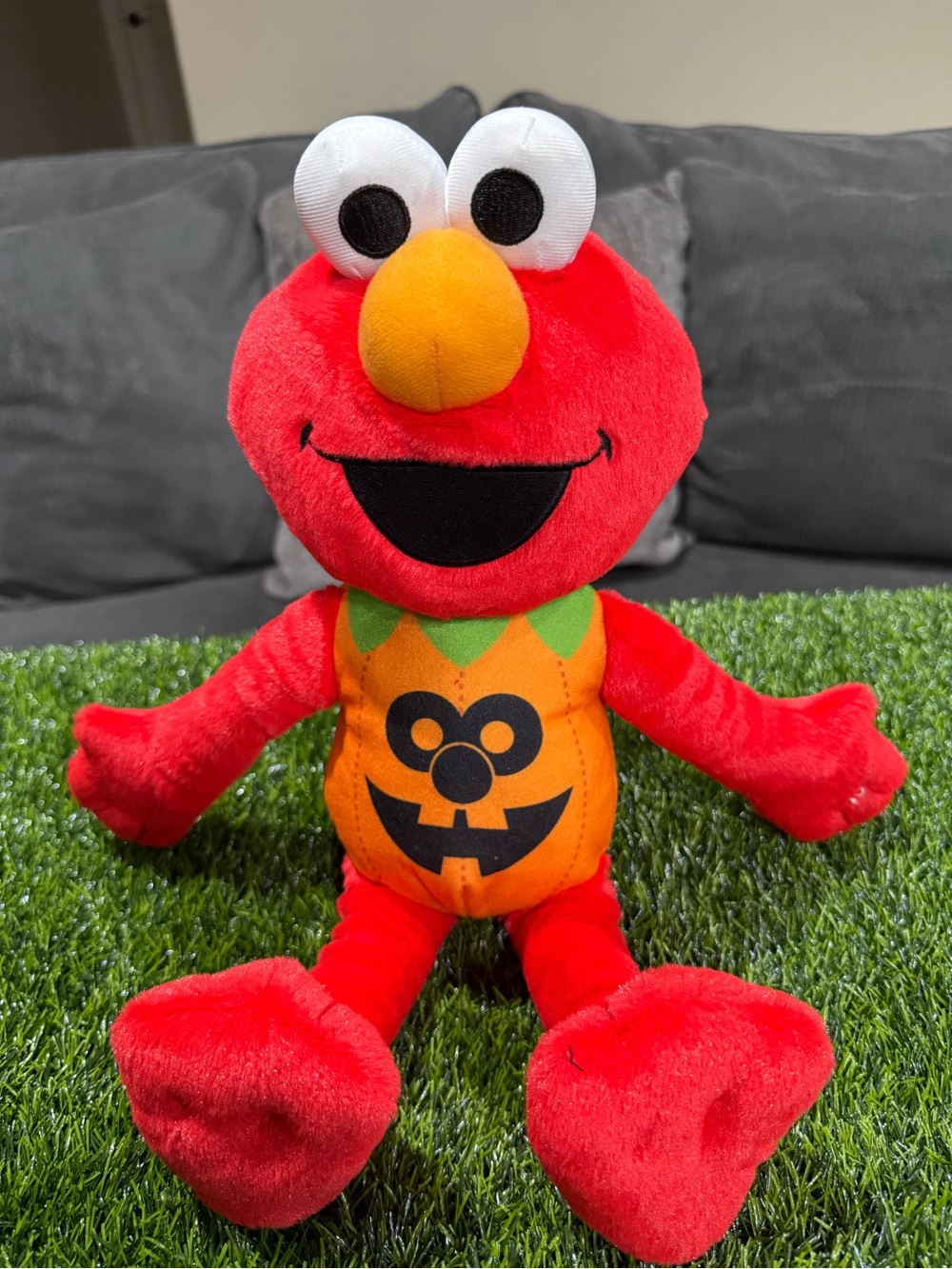 Sesame Street Halloween Pumpkin Elmo Plush Stuffed Animal 17"